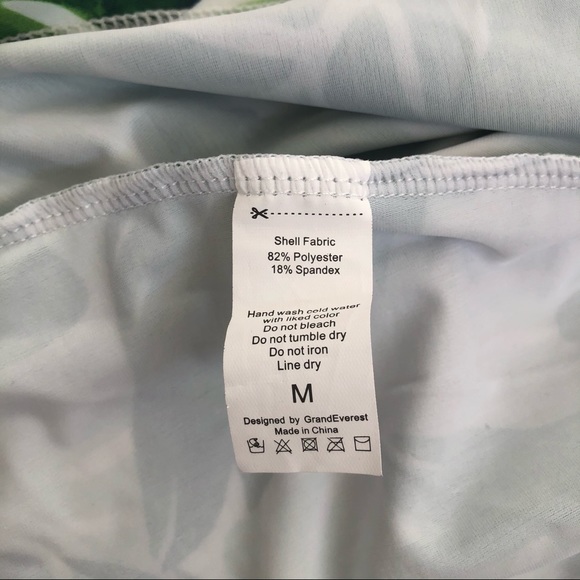 Black and Green 2 pc Medium Bathing Suit - Picture 4 of 6